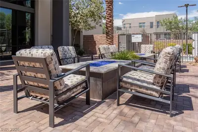 11283 Cactus Tower Avenue 101, Las Vegas, NV 89135 Patio