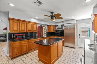 1765 Belcastro Street, Las Vegas, NV 89117 Kitchen