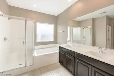 6934 Denio Island Street, North Las Vegas, NV 89084 Primary Bathroom