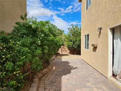 7141 Orion Bands Street, Las Vegas, NV 89131 Patio