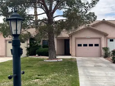 5205 Orchard Hills Avenue, Las Vegas