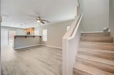 463 Royal Bridge Drive, Las Vegas, NV 89178 