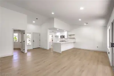 9021 Faircrest Drive 
