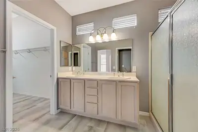 10357 Abisso Drive, Las Vegas, NV 89135 Primary Bathroom