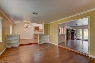 2925 South Bronco Street, Las Vegas, NV 89146 Living Room
