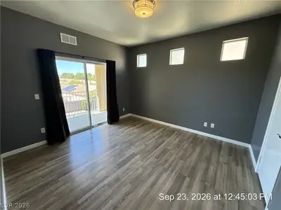251 South Green Valley Parkway 4722, Henderson, NV 89012 Primary Bedroom