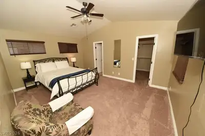 4357 Flagship Court, Las Vegas, NV 89121 Primary Bedroom