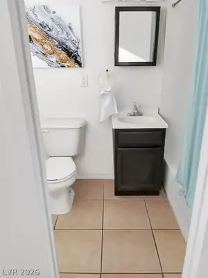 1708 Fairfield Avenue 14 Bathroom
