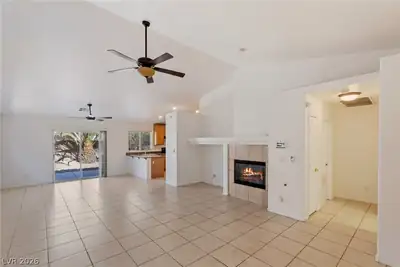 4043 Lilac Creek Court, Las Vegas, NV 89122 Living Room