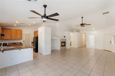 4043 Lilac Creek Court, Las Vegas, NV 89122 Kitchen