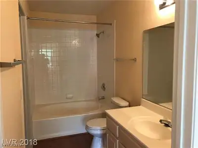 1640 ASPEN MEADOWS Drive, Henderson, NV 89014 Primary Bathroom