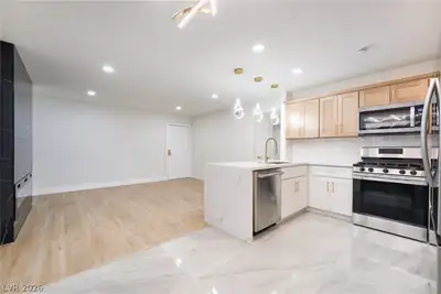 5064 Spencer Street A, Las Vegas, NV 89119 Kitchen