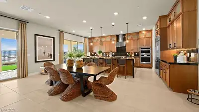 212 Paraggi Bay Drive Dining Area