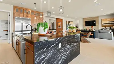 212 Paraggi Bay Drive Kitchen