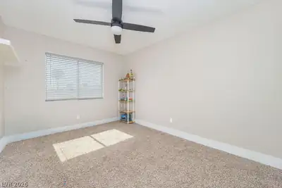 1662 Papaya Court, Las Vegas, NV 89119 Bedroom