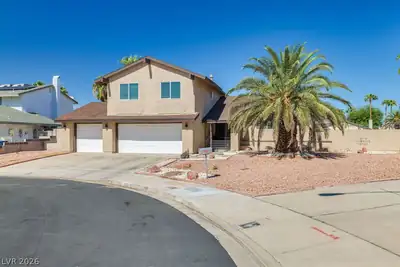 1662 Papaya Court, Las Vegas, NV 89119 Front of Structure