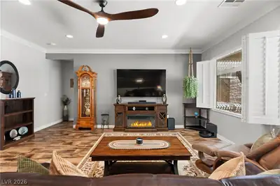 2507 Jada Drive, Henderson, NV 89044 Living Room