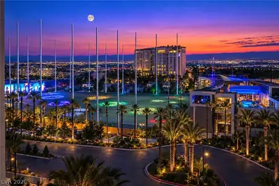 145 East HARMON Avenue 404, Las Vegas, NV 89109 View