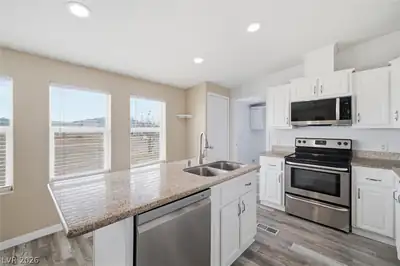 4361 West Hardy Lane, Pahrump, NV 89048 Kitchen