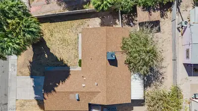 1949 Randa Lane, Las Vegas, NV 89104 