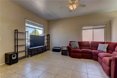 1263 Shimmering Glen Avenue, Henderson, NV 89014 Living Room