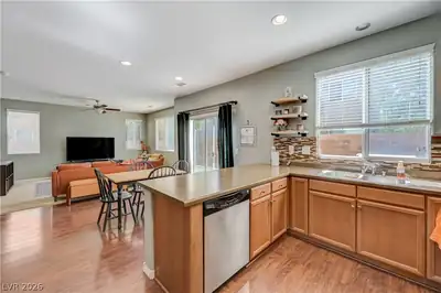 10641 Thor Mountain Lane, Las Vegas, NV 89166 Kitchen