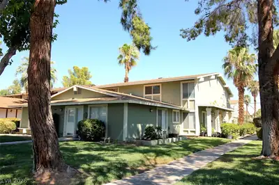 1470 Elizabeth Avenue 4 Las Vegas, NV 89119