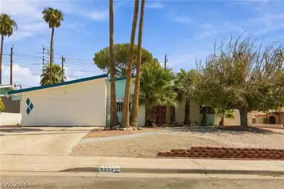 3232 Pawnee Drive, Las Vegas
