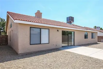 6236 Barkstone Avenue, Las Vegas, NV 89108 Back of Structure