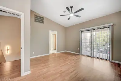 2191 Pinetop Lane 104, Las Vegas, NV 89119 Primary Bedroom