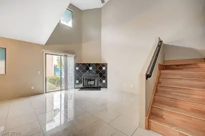 2191 Pinetop Lane 104, Las Vegas, NV 89119 Living Room