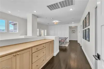 896 Las Palomas Drive, Las Vegas, NV 89138 Loft