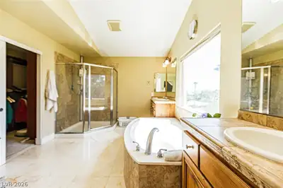 75 Tall Ruff Drive, Las Vegas, NV 89148 Primary Bathroom