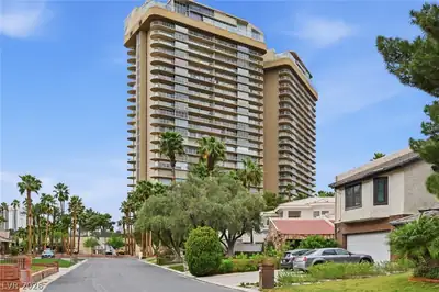 3111 Bel Air Drive 25H, Las Vegas