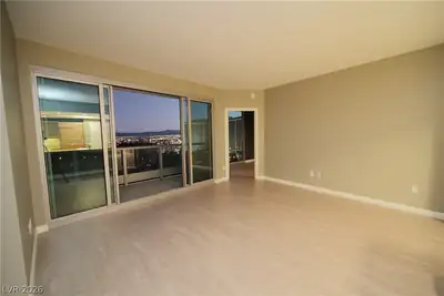 322 Karen Avenue 1803, Las Vegas, NV 89109 