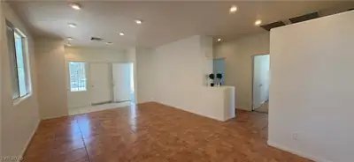 9612 Rainfall Avenue Entrance Foyer