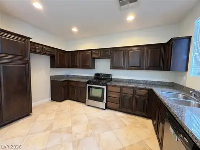 5248 PENDERGRASS Street Kitchen