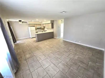 4300 North Lamont Street 291, Las Vegas, NV 89115 Living Room