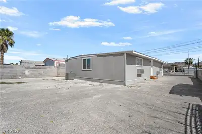 2233 Toiyabe Street, Las Vegas, NV 89156 Back of Structure