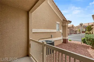 5855 Valley Drive 1080 Patio