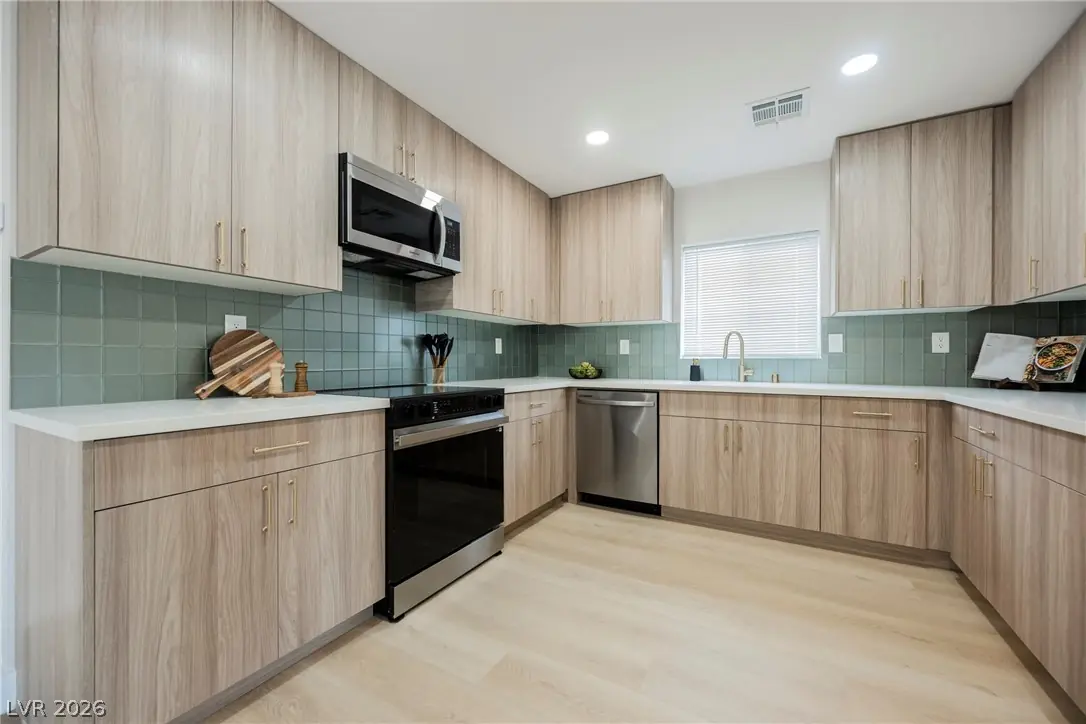 1909 Griffith Avenue, Las Vegas, NV 89104