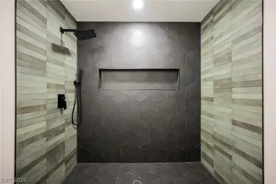 1909 Griffith Avenue, Las Vegas, NV 89104 Bathroom