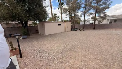 1560 Arabian Drive, Henderson, NV 89002 Yard