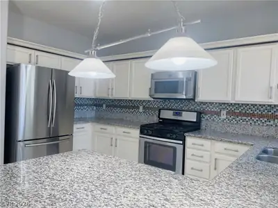 4572 Yellow Harbor Street Kitchen