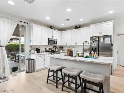 7615 Paso Robles Avenue, Las Vegas, NV 89113 Kitchen