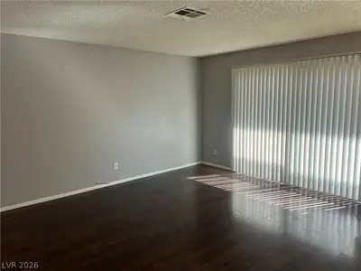 2853 Wheelwright Drive B, Las Vegas, NV 89121 Living Room