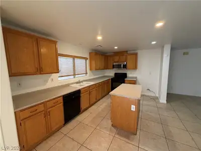 6189 Sierra Blue Court, Las Vegas, NV 89141 Kitchen