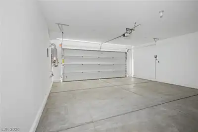 116 Cowles Avenue, Henderson, NV 89011 Garage