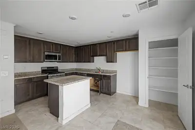 116 Cowles Avenue, Henderson, NV 89011 Kitchen