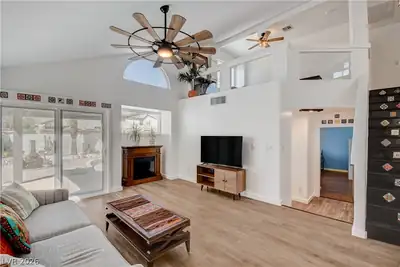 3725 Misty Falls Street, Las Vegas, NV 89129 Living Room